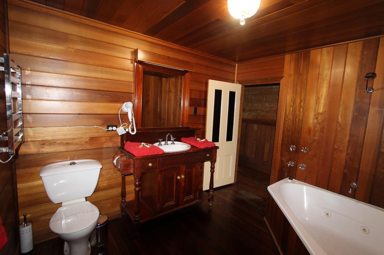 Kerrellie Cottages 2, 4 & 8 Reid Street สตรอน ภายนอก รูปภาพ